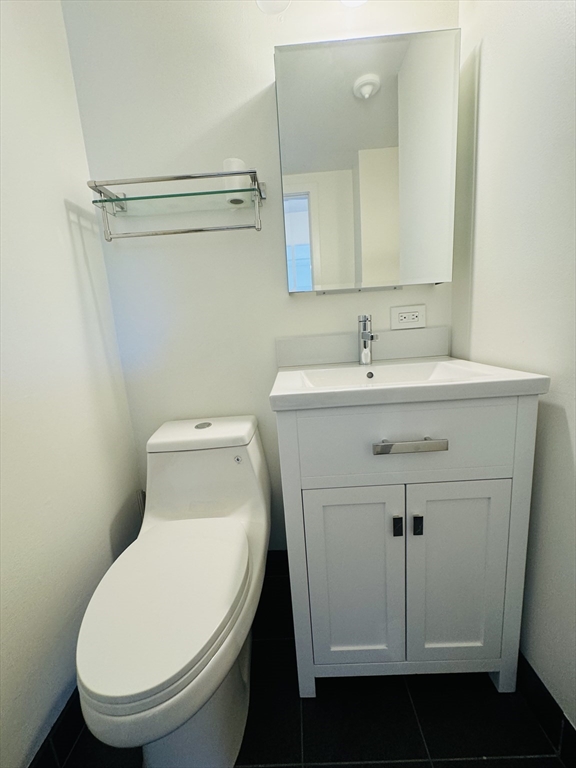 19 Winchester Street # 702