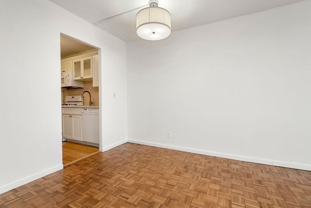 33 Pond Ave # 1110