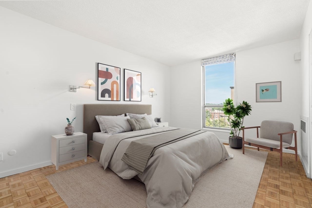 33 Pond Ave # 1110