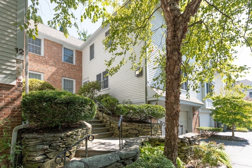 1115 Beacon St # 11