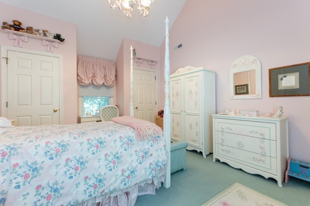 1115 Beacon St # 11