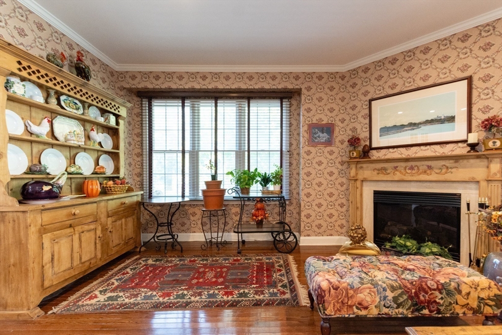 1115 Beacon St # 11