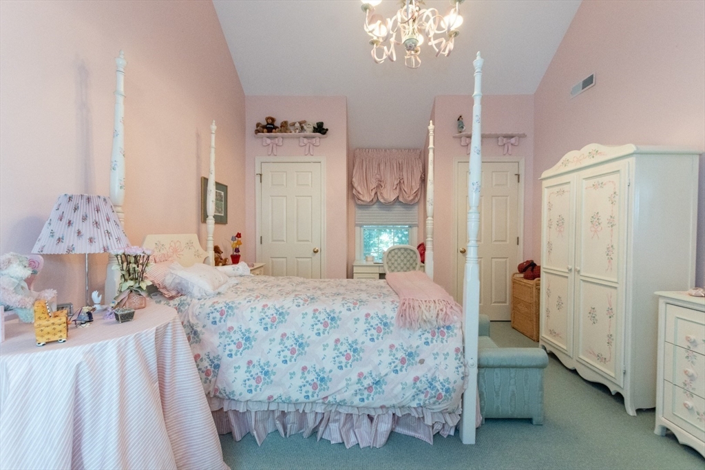 1115 Beacon St # 11