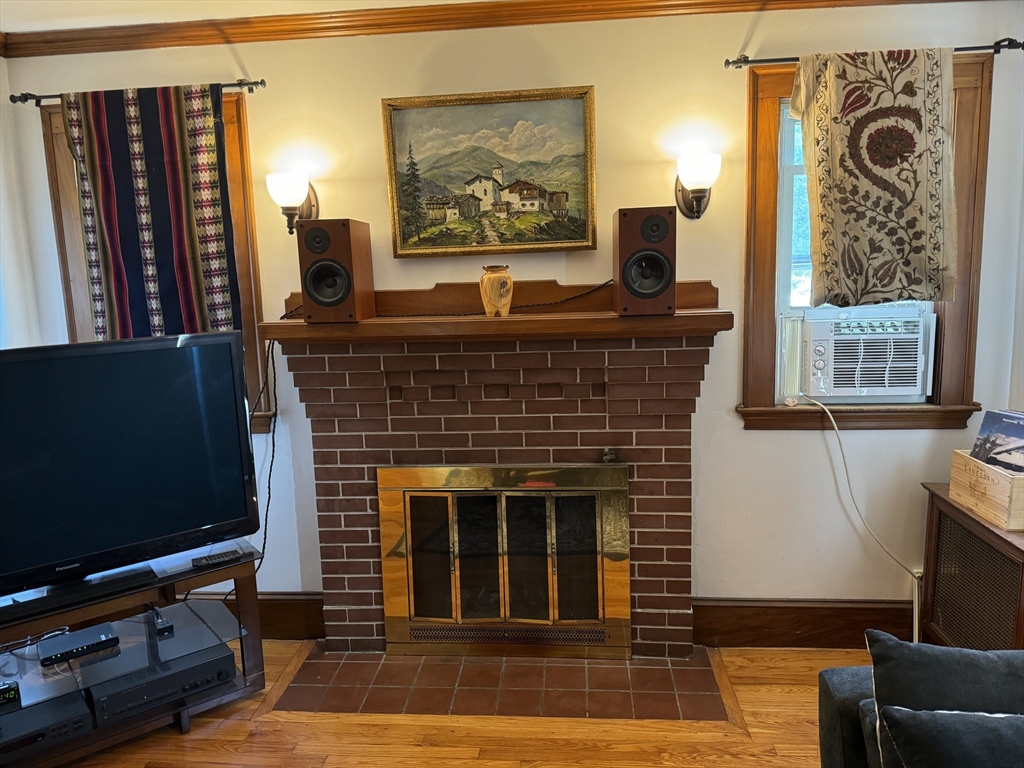 83 Greaton Rd # 2