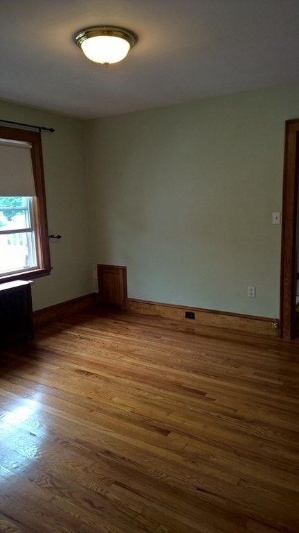 83 Greaton Rd # 2
