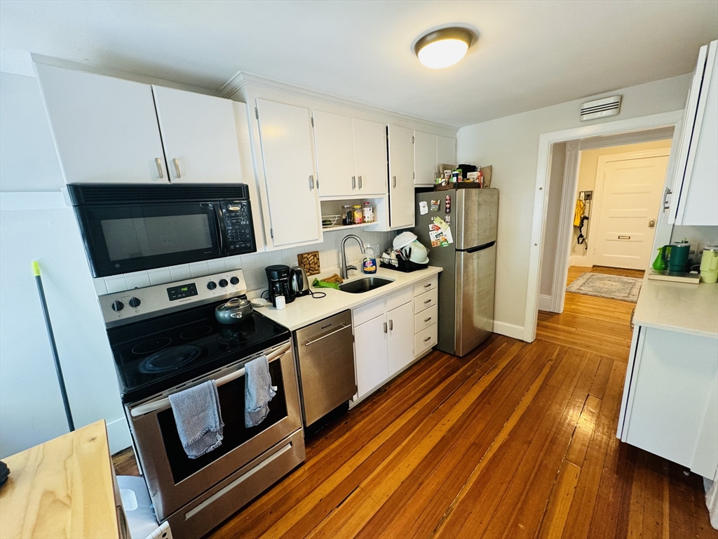 885 Belmont Street # 1