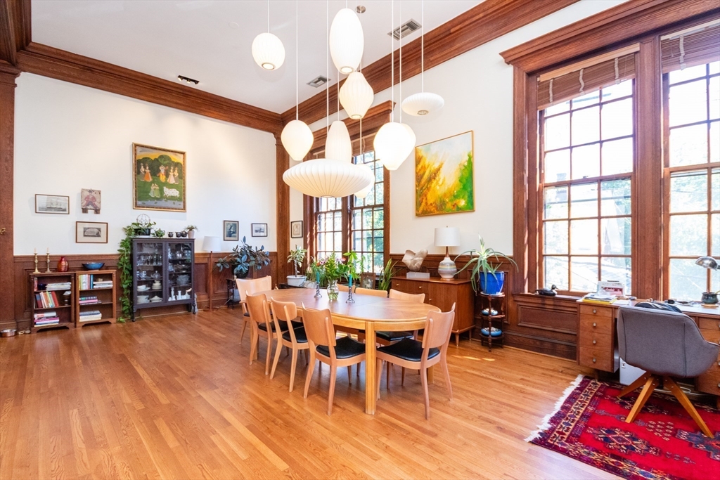 28 Seaverns Ave # 8