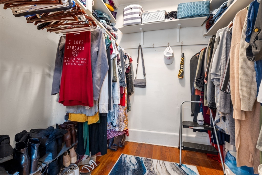 69 Chestnut Hill Ave