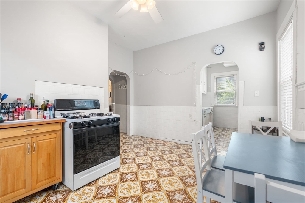 69 Chestnut Hill Ave