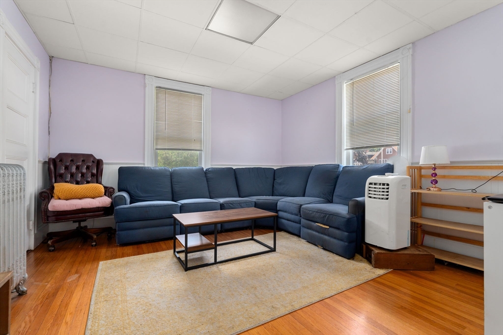 69 Chestnut Hill Ave