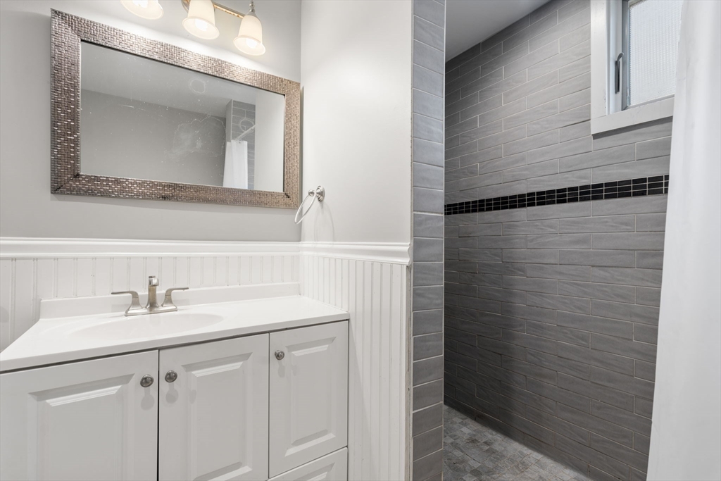 69 Chestnut Hill Ave