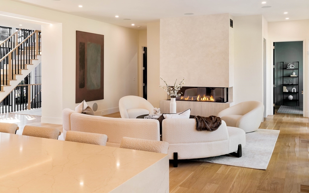 1337 Commonwealth Ave