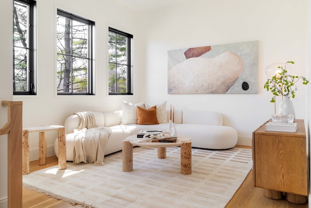 1337 Commonwealth Ave