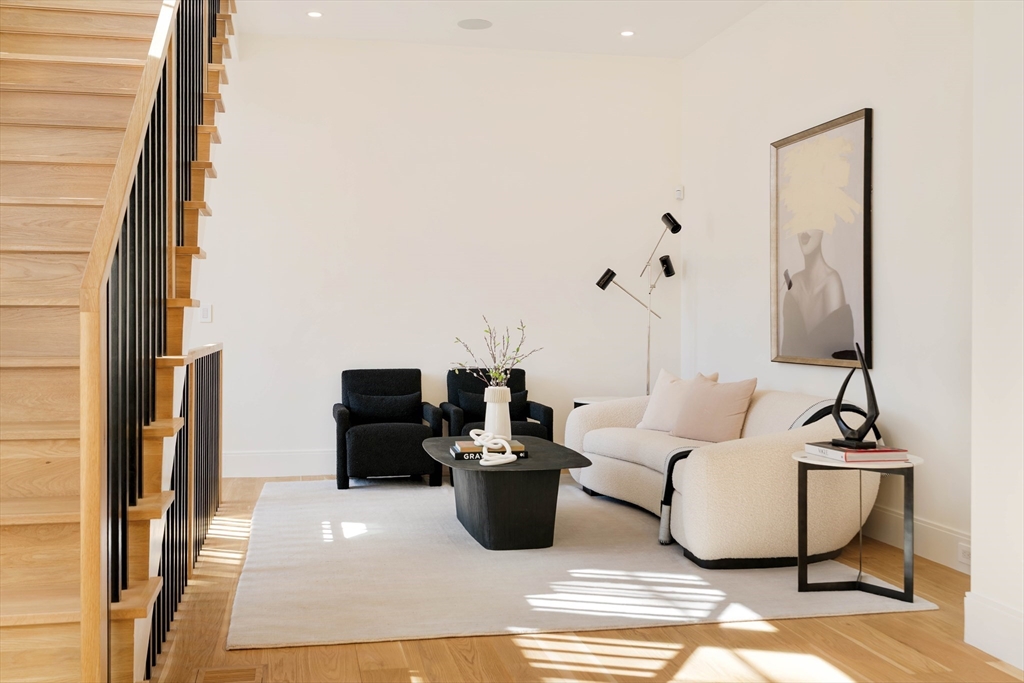 1337 Commonwealth Ave