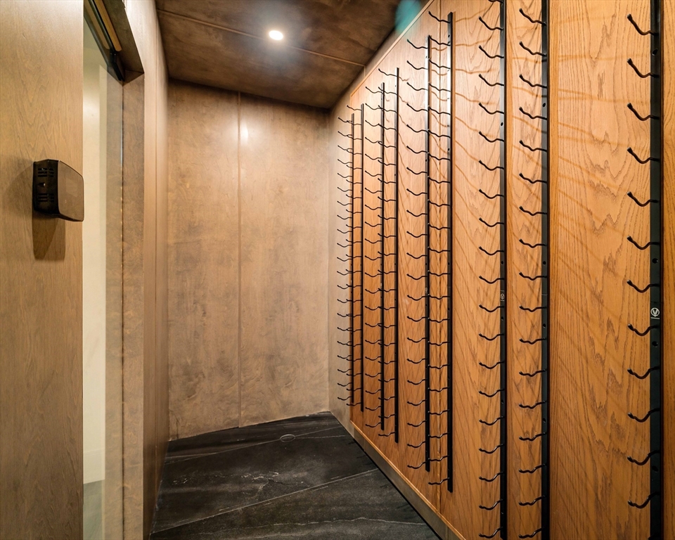 1337 Commonwealth Ave