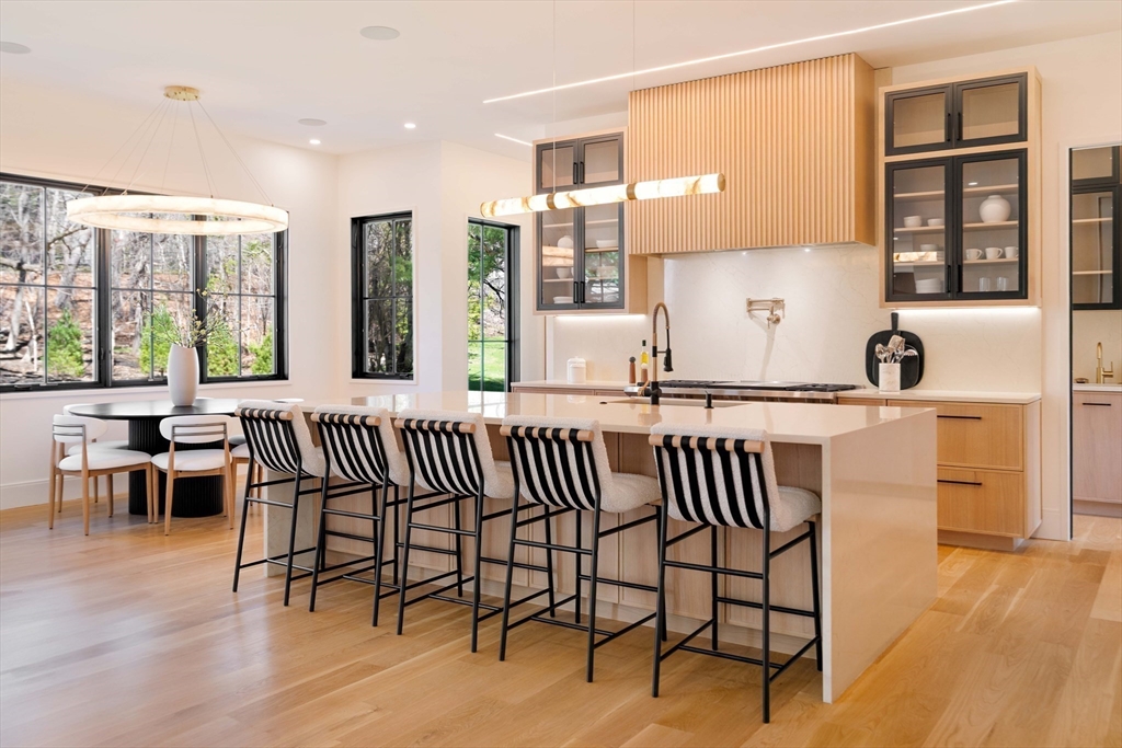 1337 Commonwealth Ave