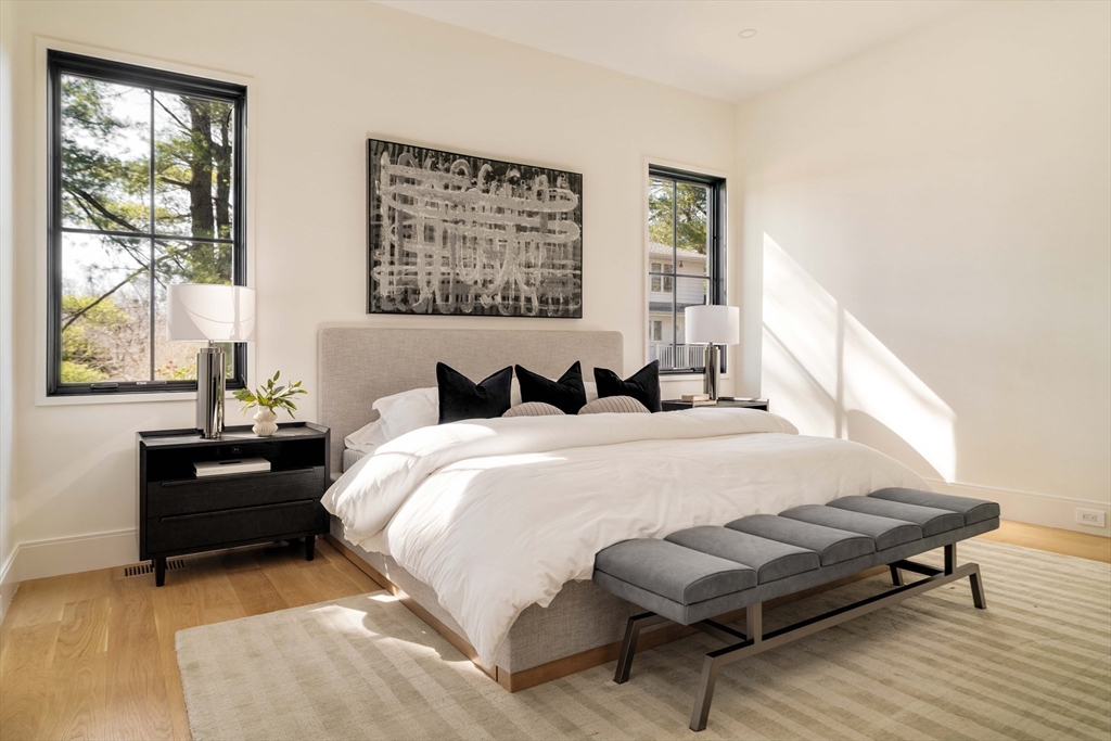 1337 Commonwealth Ave