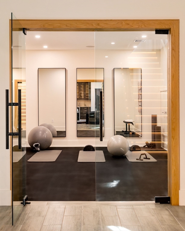 1337 Commonwealth Ave