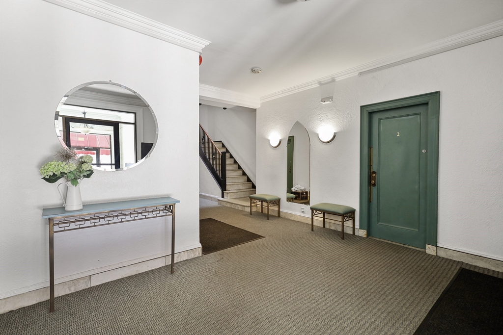 52 Strathmore Rd # 32