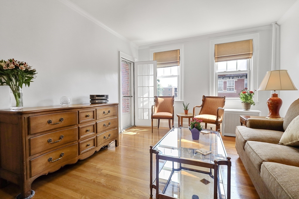 52 Strathmore Rd # 32