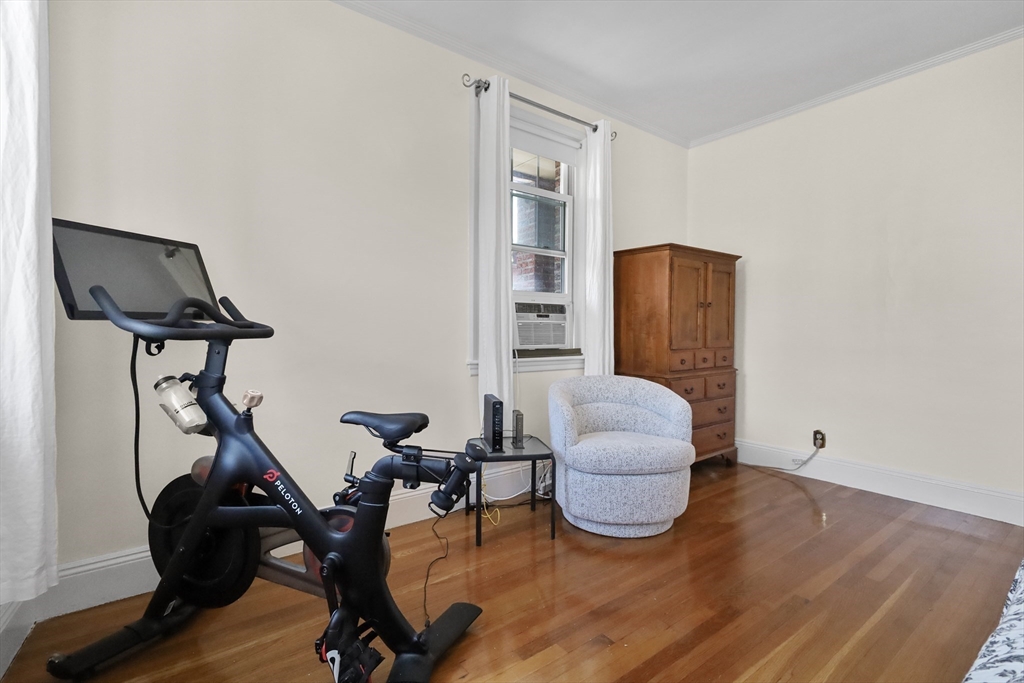 52 Strathmore Rd # 32