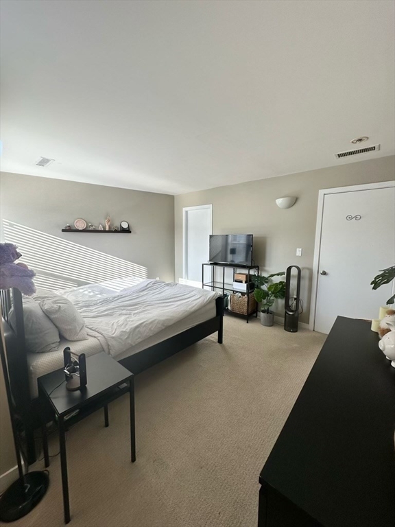 2 Chestnut St Unit: PH51