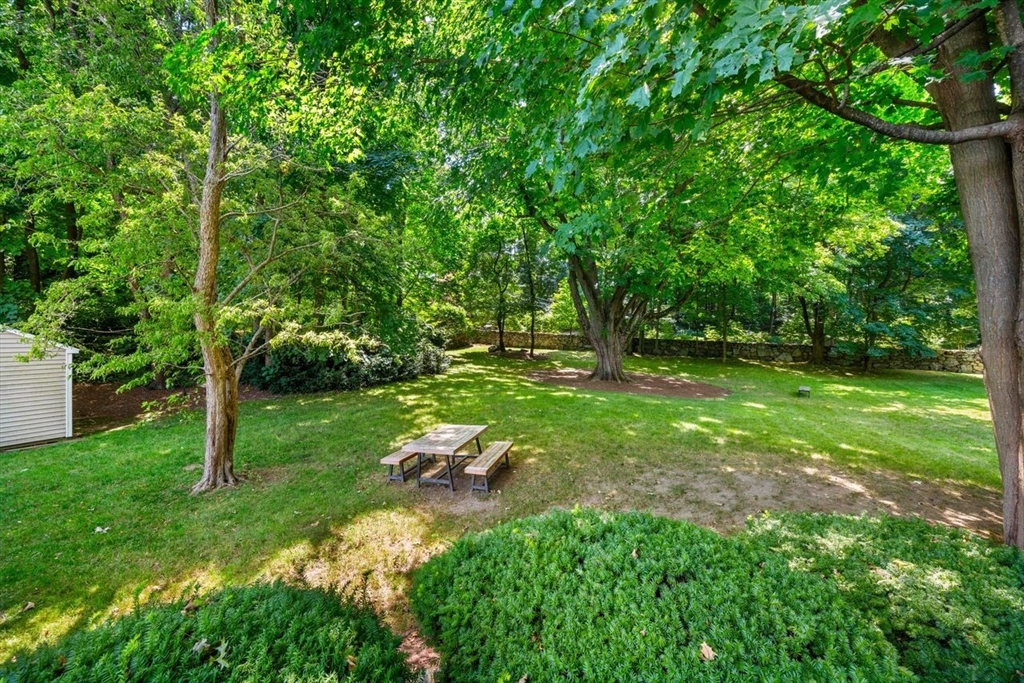 22 Chestnut Place # 609