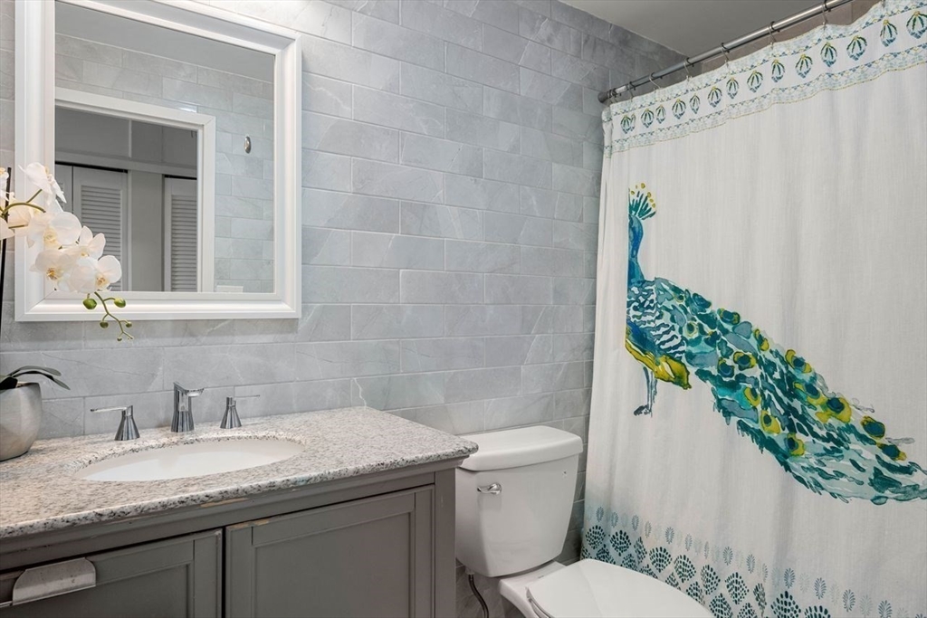 22 Chestnut Place # 609