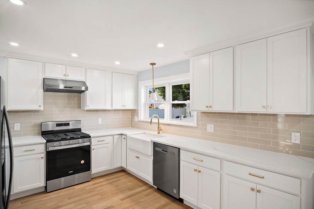 30 Arnold St # 30