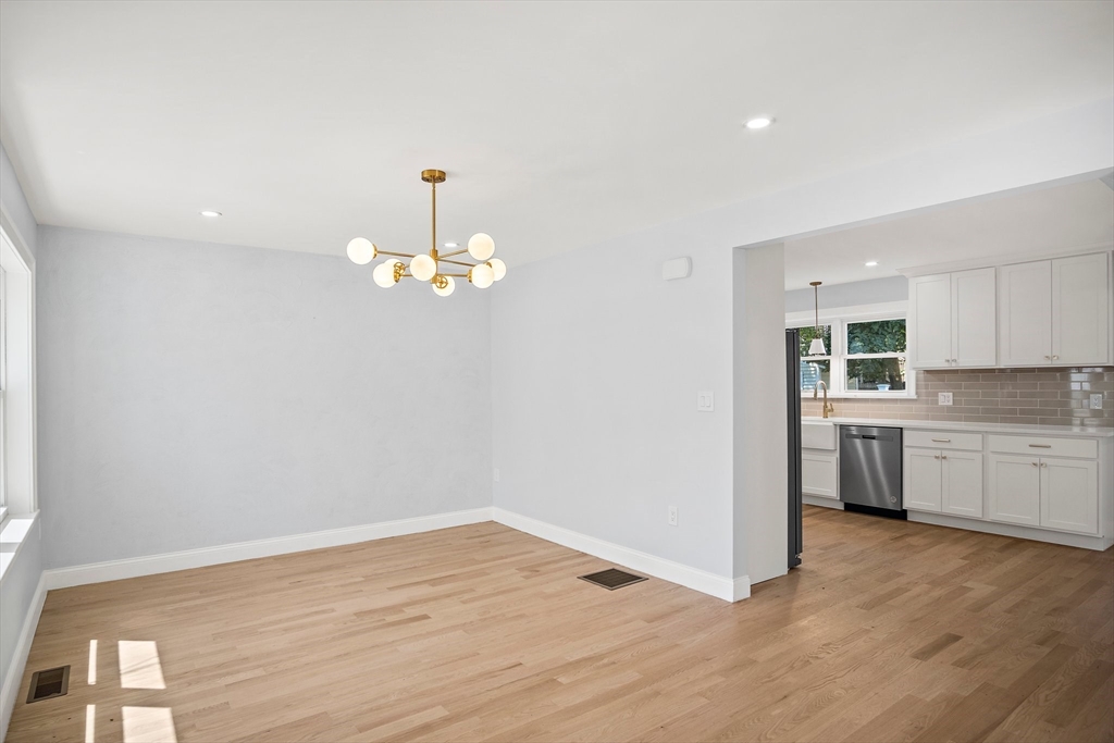 30 Arnold St # 30