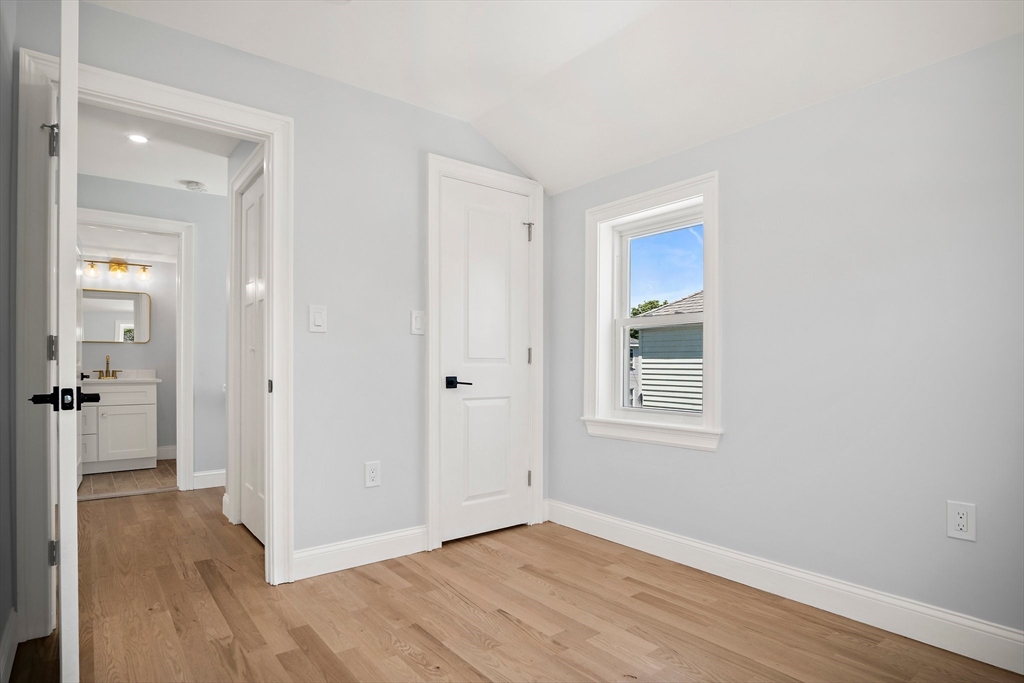 30 Arnold St # 30
