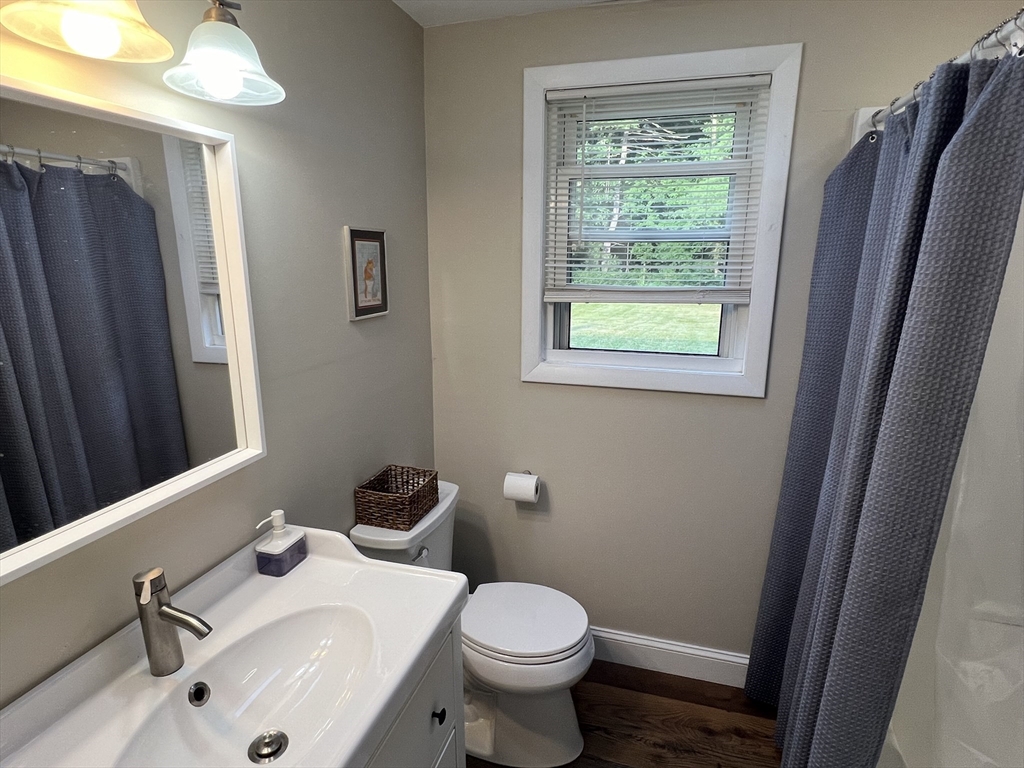 36 Chandler Ave # 36