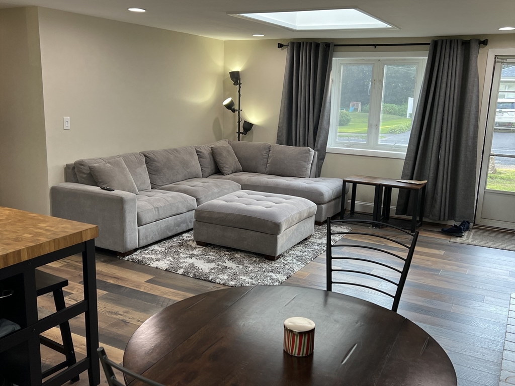 36 Chandler Ave # 36