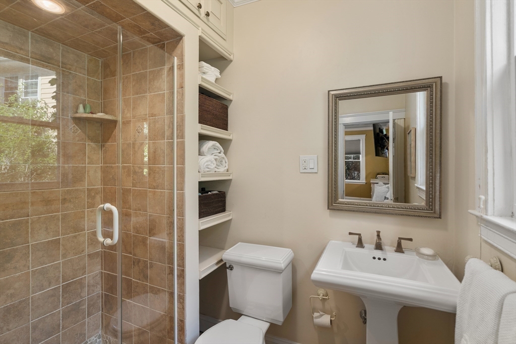 7 Holland Street # 1