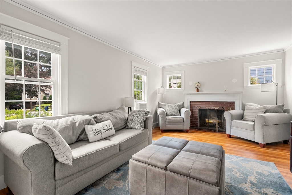 151 Oakdale Rd