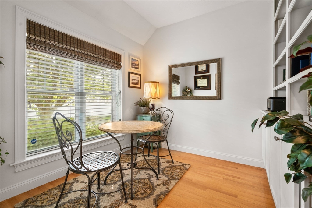 15 River Point Dr # 15