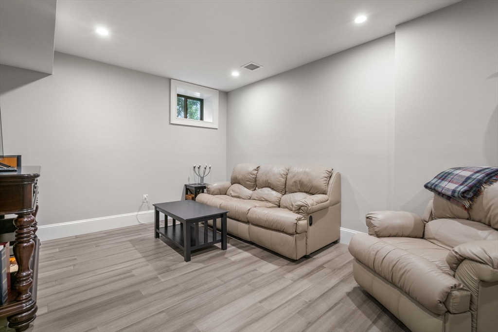 112-114 Carlisle Street # 112