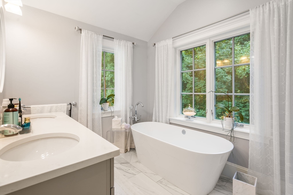 112-114 Carlisle Street # 112