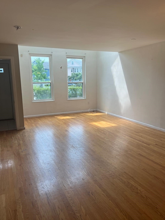 107 Governor Winthrop Rd # 107