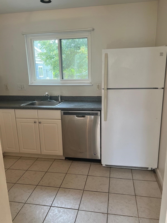 107 Governor Winthrop Rd # 107