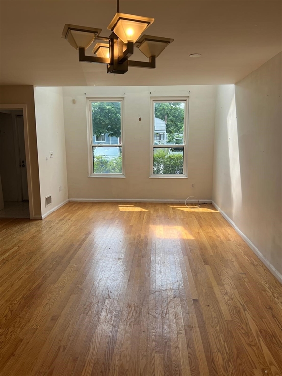 107 Governor Winthrop Rd # 107