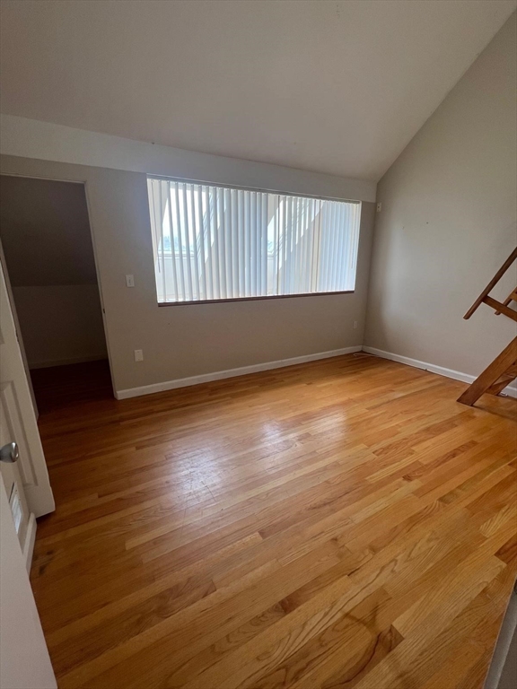 107 Governor Winthrop Rd # 107