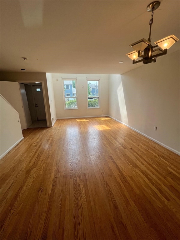 107 Governor Winthrop Rd # 107