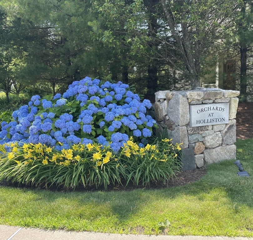 71 Garett Way # 71