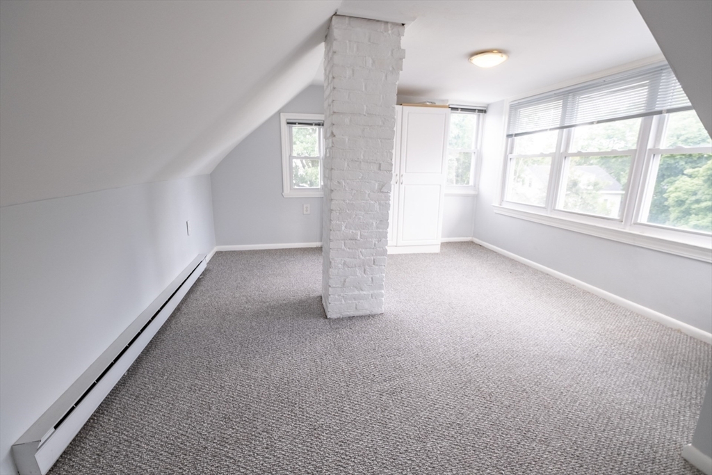 44 Vernon St # 4