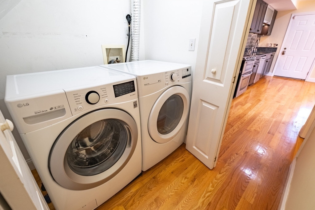 44 Vernon St # 4
