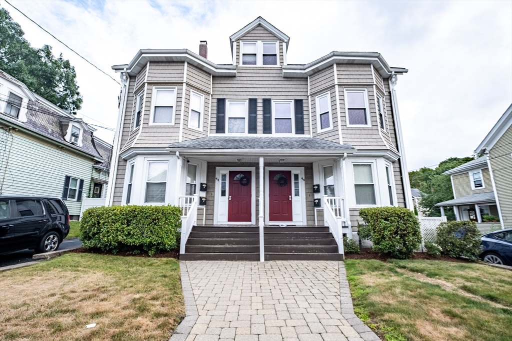 44 Vernon St # 4
