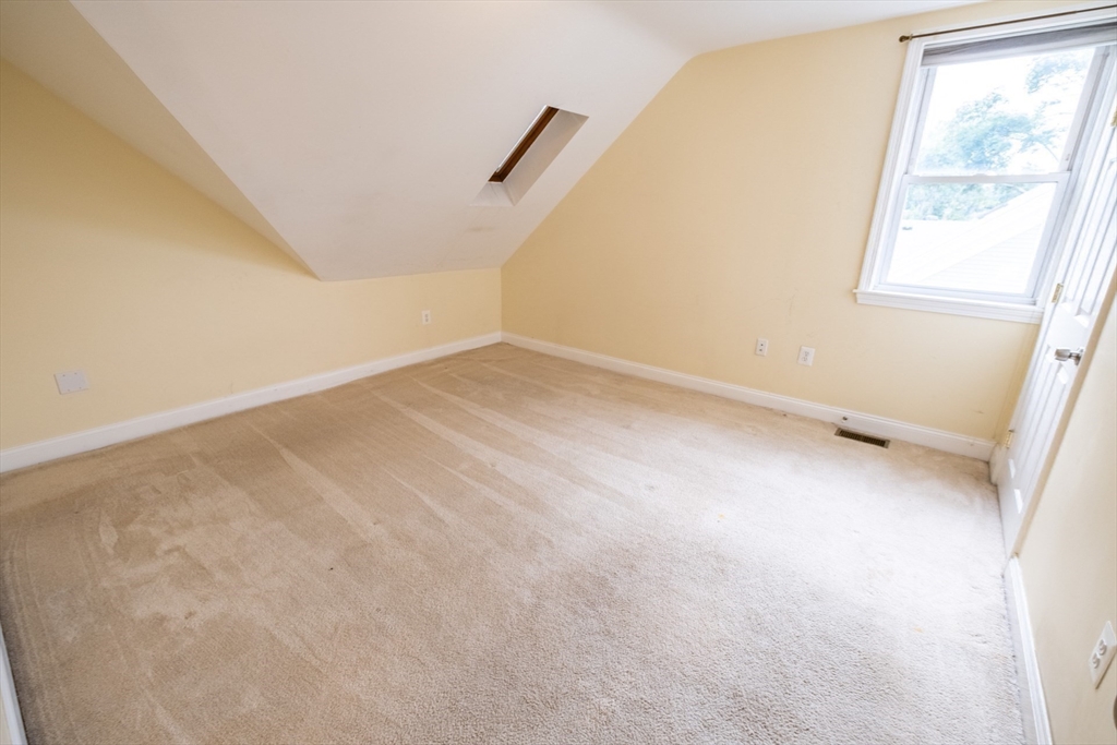 44 Vernon St # 4