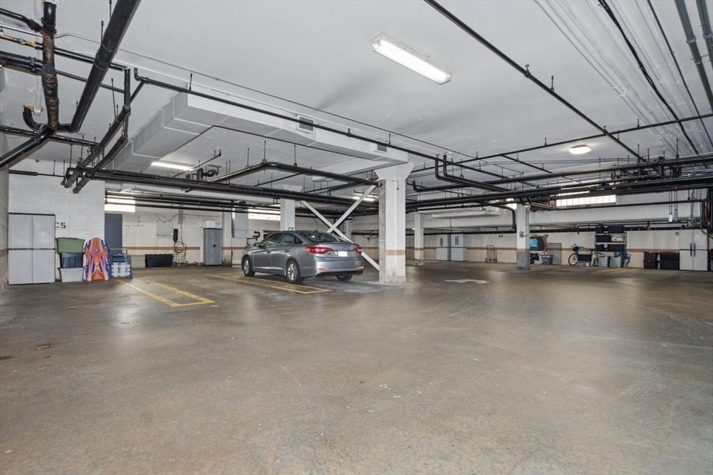 990 Massachusetts Ave # C76