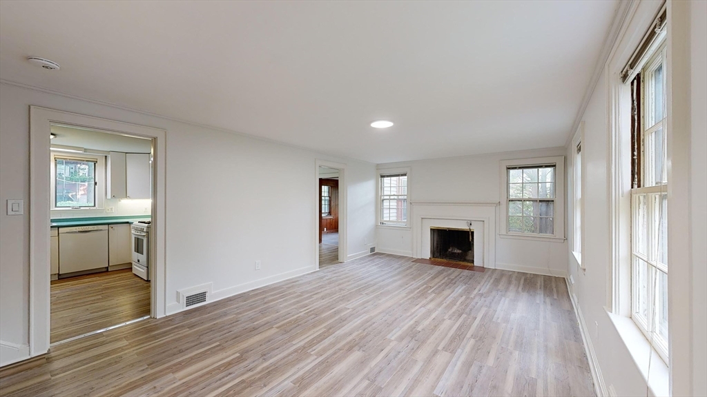 44 Walnut Place Unit: Entire Home